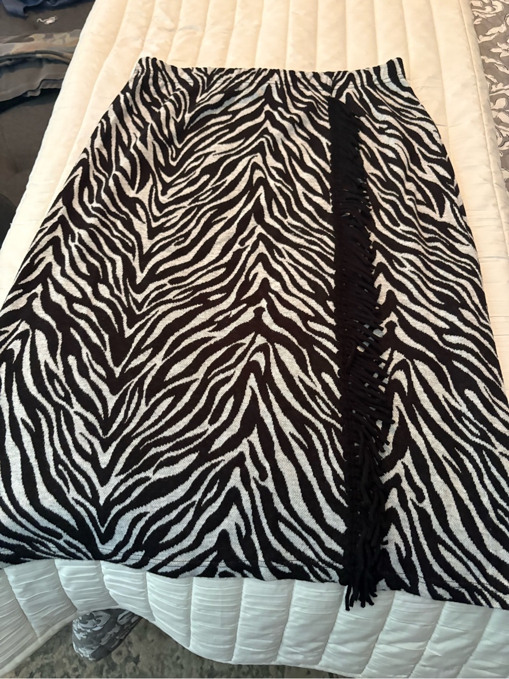 Women's Zebra Print Fringe Pencil Skirt - Black & White
